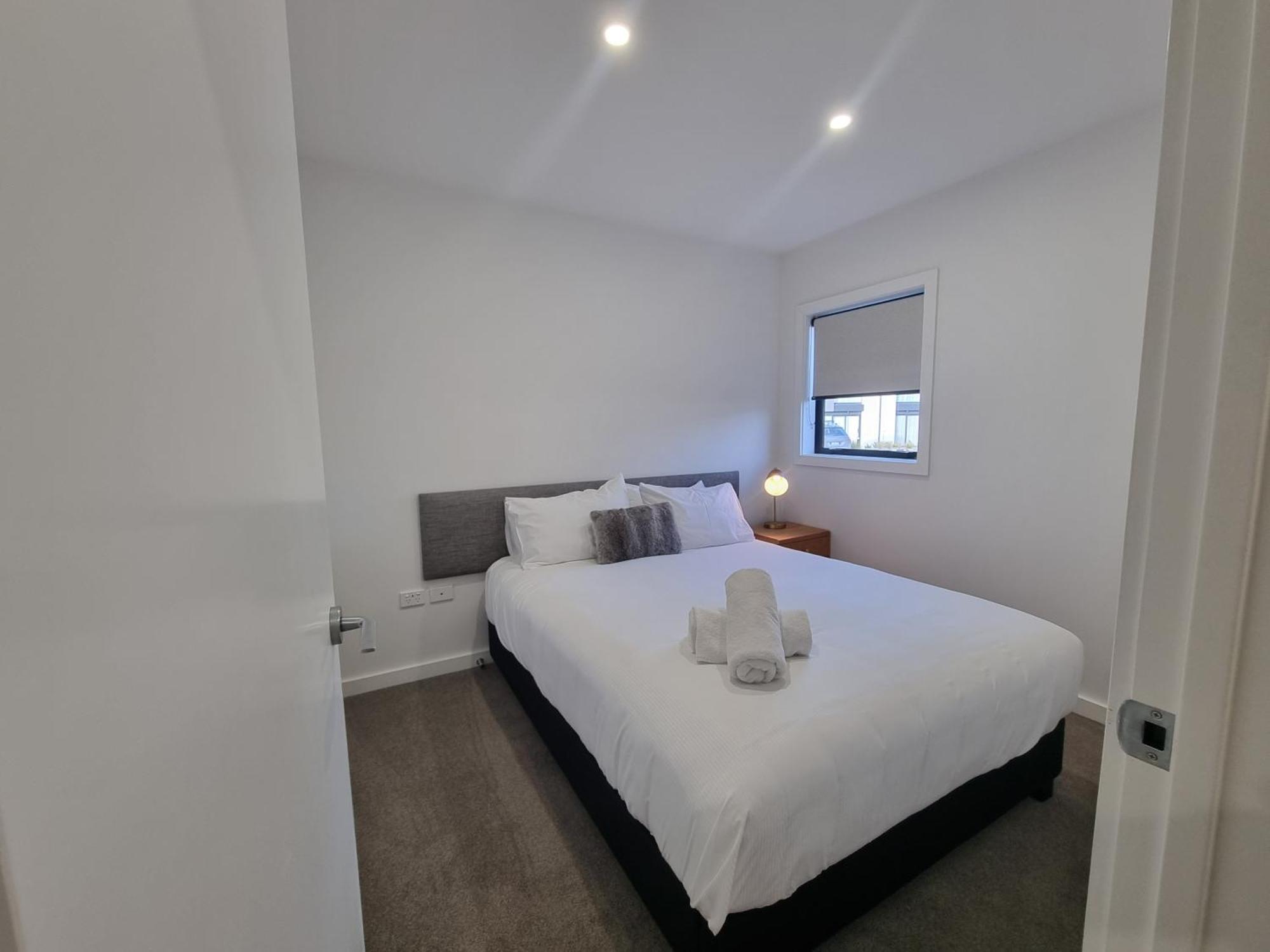 Alpine Junction Townhouse Apartments, Lodge & Hotel Wanaka Bagian luar foto