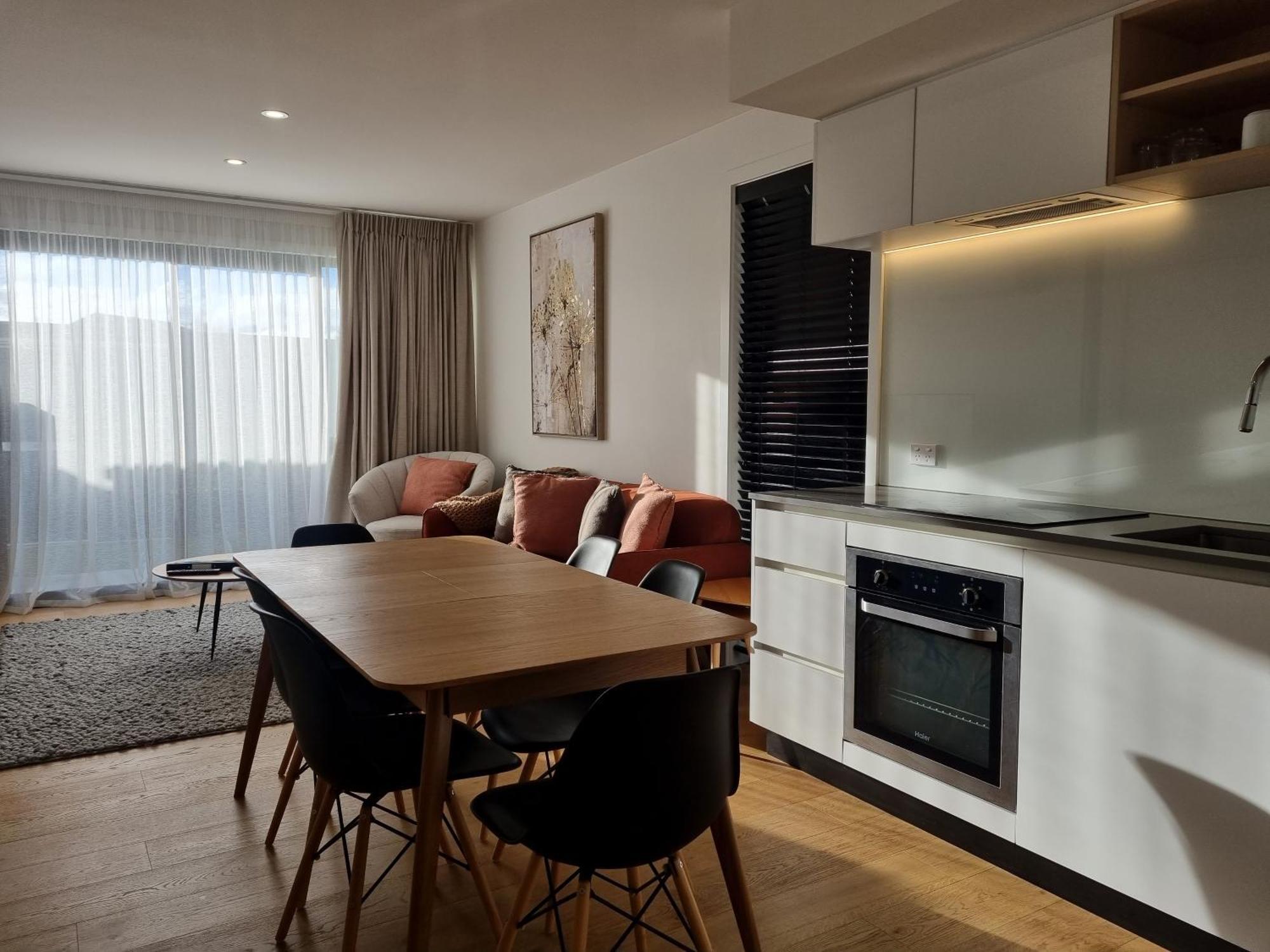 Alpine Junction Townhouse Apartments, Lodge & Hotel Wanaka Bagian luar foto