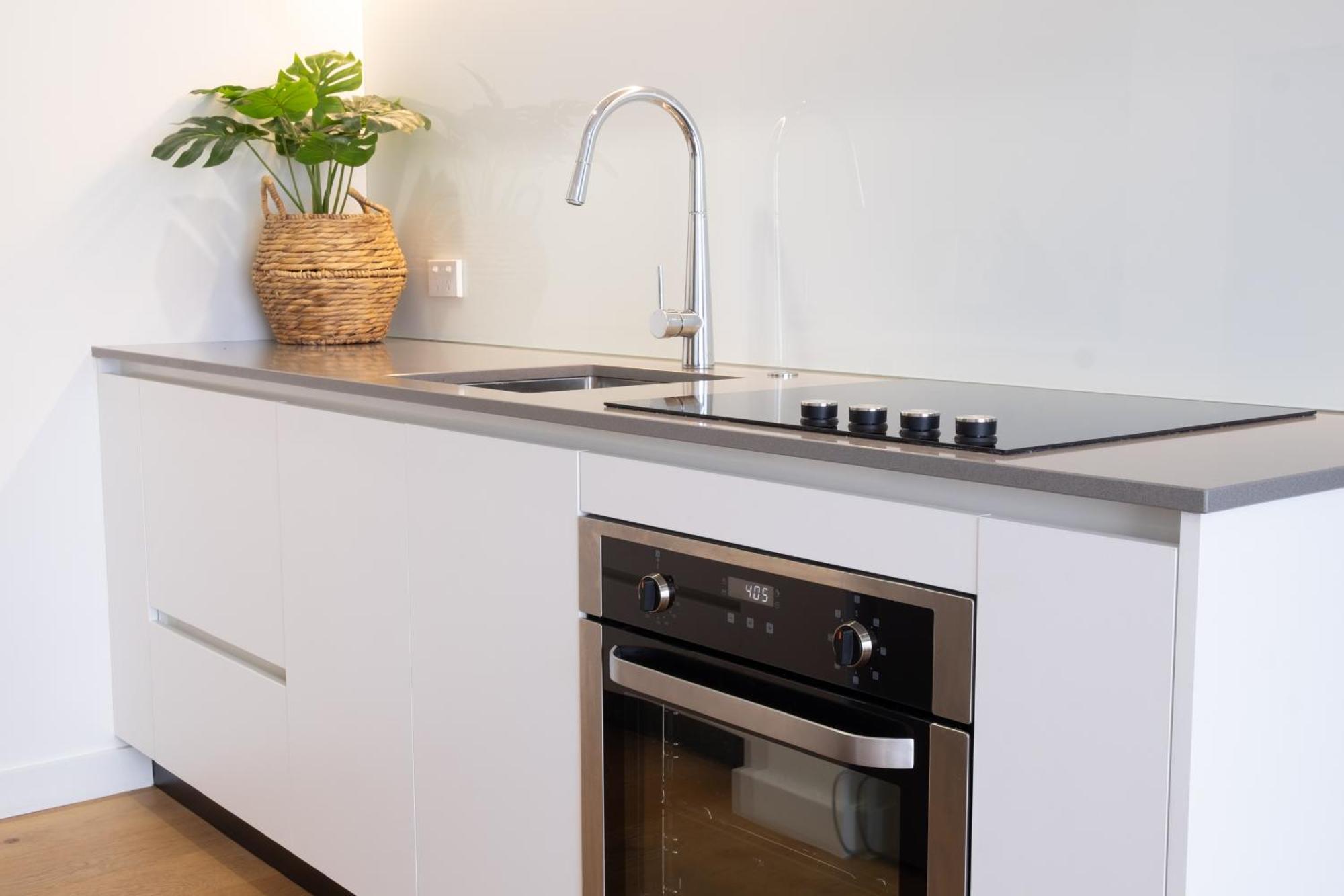 Alpine Junction Townhouse Apartments, Lodge & Hotel Wanaka Bagian luar foto