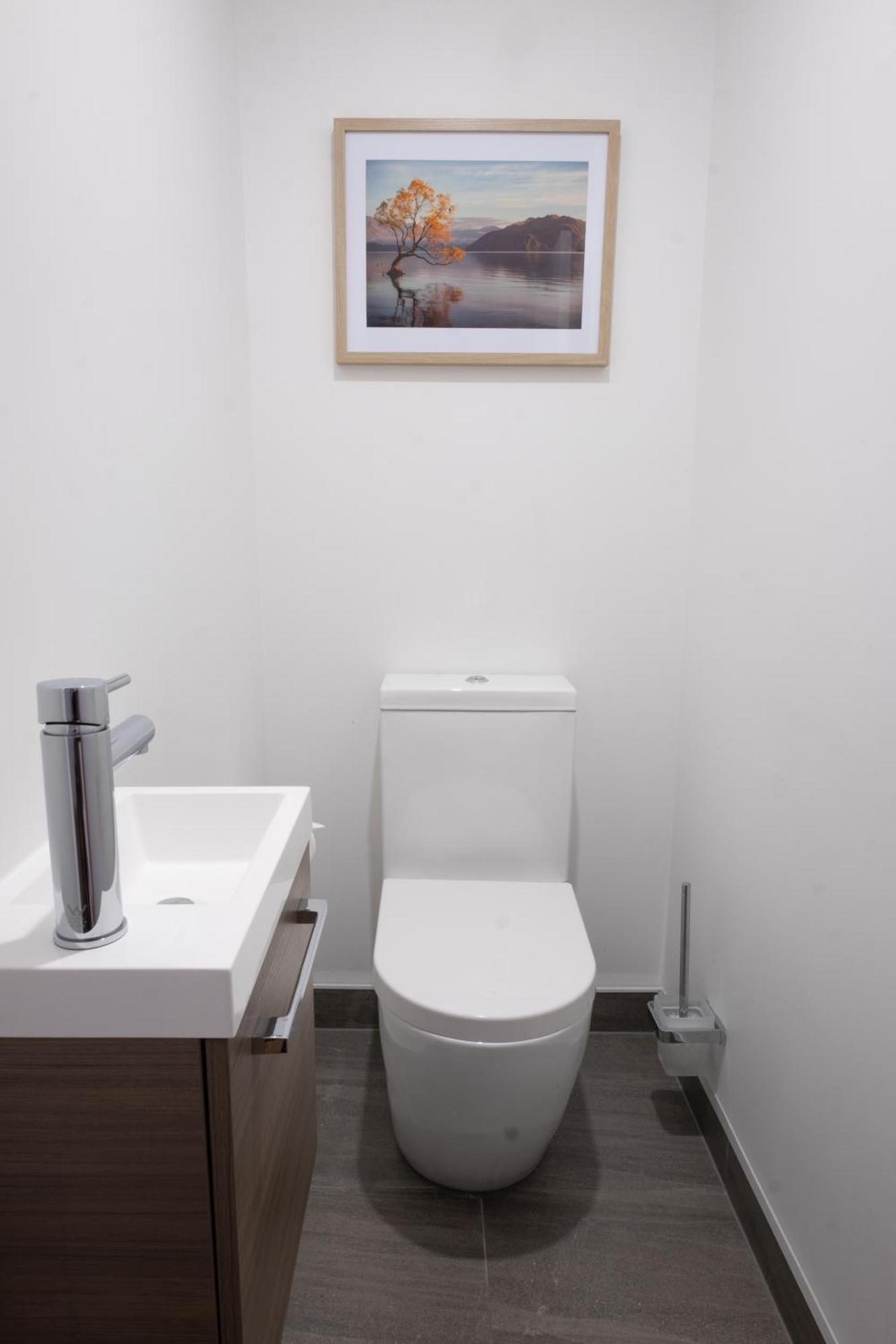 Alpine Junction Townhouse Apartments, Lodge & Hotel Wanaka Bagian luar foto