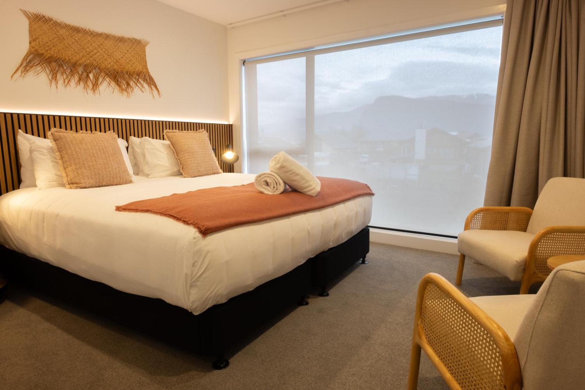 Alpine Junction Townhouse Apartments, Lodge & Hotel Wanaka Bagian luar foto